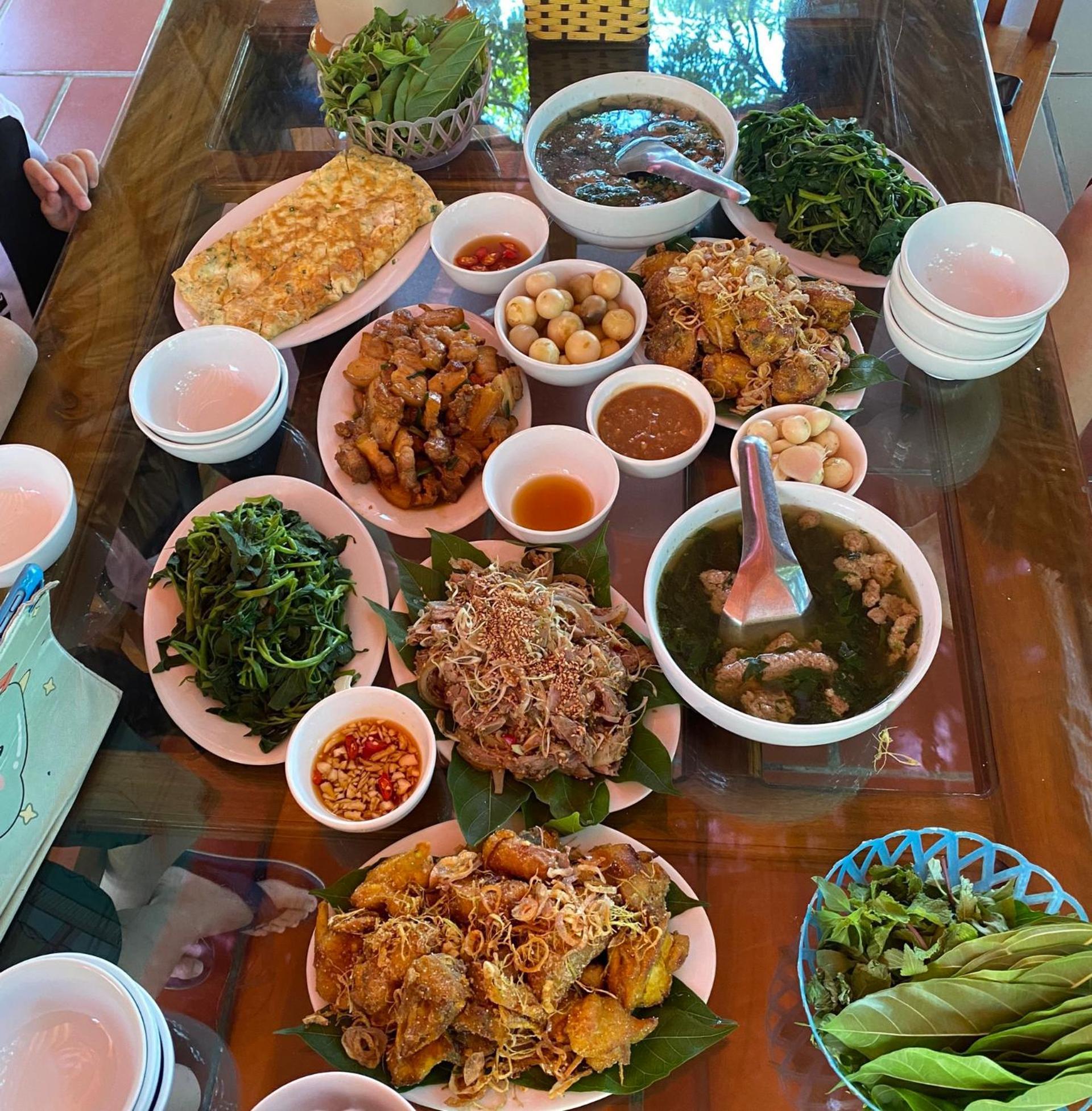 Ninh Binh Mountain View Homestay & Restaurant Exterior photo