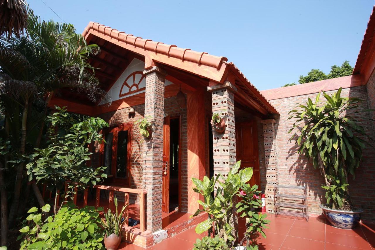 Ninh Binh Mountain View Homestay & Restaurant Exterior photo